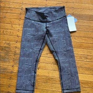 Lululemon wunder under crop